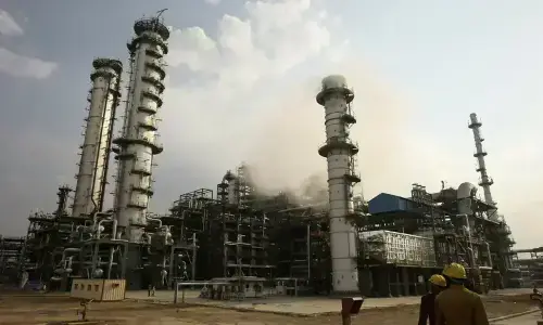 HPCL buys 4 million barrels of Middle Eastern crude, traders say HPCL buys 4 million barrels of Middle Eastern crude, traders say