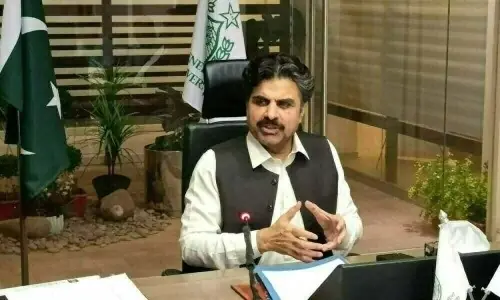 Nasir hands over 35 modern fire tenders to Rescue 1122