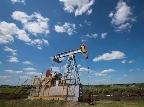 US says lower oil prices priority in Iran war