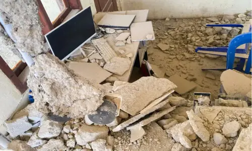 At least 47 killed in Indonesia after strong quake