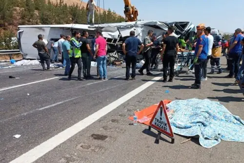 Twelve killed and at least 10 injured in Polish bus crash in Hungary