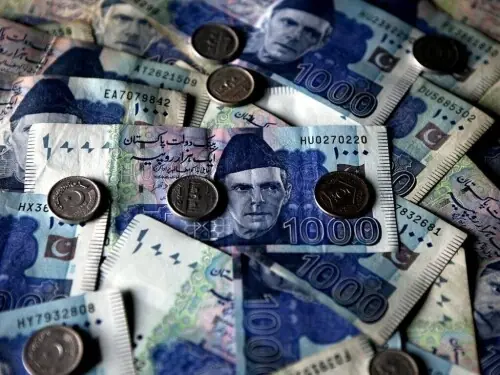 Pakistan rupee records gain against US dollar