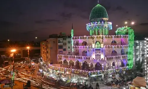 عید میلاد النبیؐ پر ملک بھر میں 26 اگست کو عام تعطیل کا اعلان