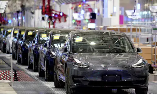 China launches biggest ever auto recall campaign over door handle safety