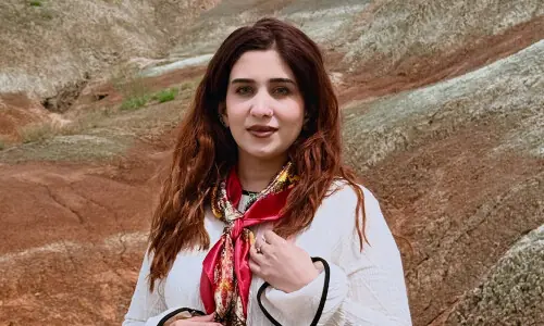Tarar says severe weather halts effort to retrieve mountaineer Dr Asma&rsquo;s body
