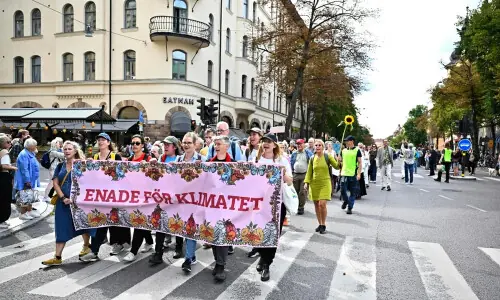 Thousands march in Sweden climate demo as polls looms
