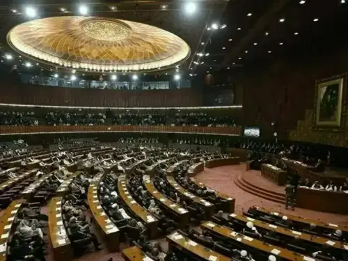 Opposition agrees to set differences aside and fight it out in Parliament