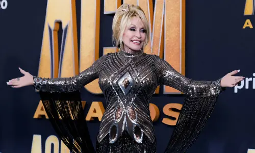 'We will always love you' - world mourns Dolly Parton