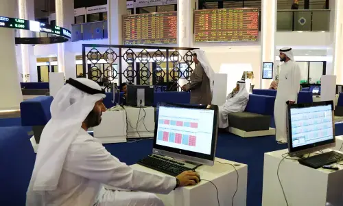 Gulf markets mixed as oil slides, investors assess Iran diplomacy
