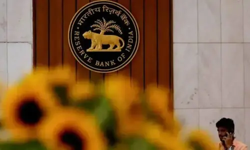India bond traders see RBI stepping up liquidity withdrawal as it paves way for rate hikes