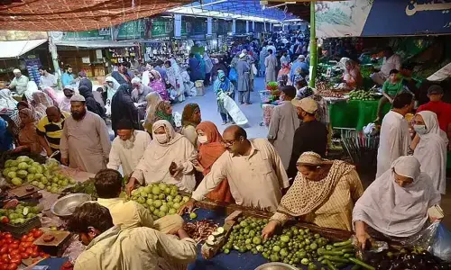 Punjab intensifies crackdown on profiteers, hoarders