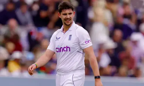 All-round Tongue stars for England in second Test against Pakistan