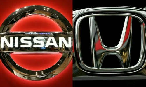 Honda, Nissan to reach deal on joint development of vehicle software, Nikkei reports