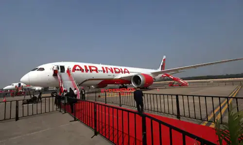 Temasek backs Singapore Airlines' Air India investment amid growing scrutiny