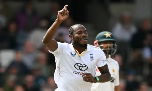England pace quartet might keep Archer going until he is 40