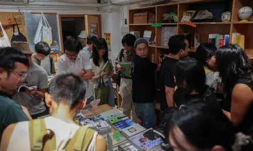 Crowds flock to independent Hong Kong bookstore before shutters close