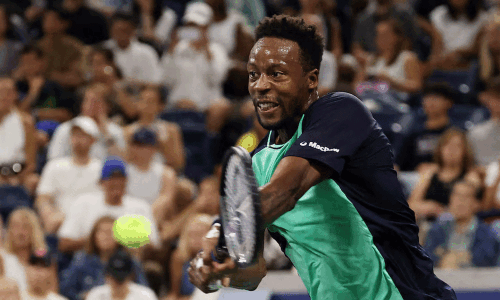 Birthday boy Monfils beats Vallejo in first round of his last US Open