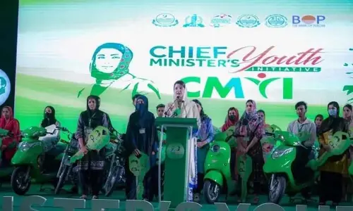E-Bike Scheme: CM rejects proposals for down payment, charges other than monthly instalments from students
