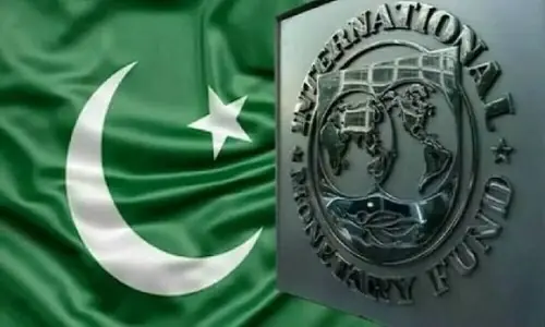 IMF cites Pakistan as model for debt, growth and reform drive