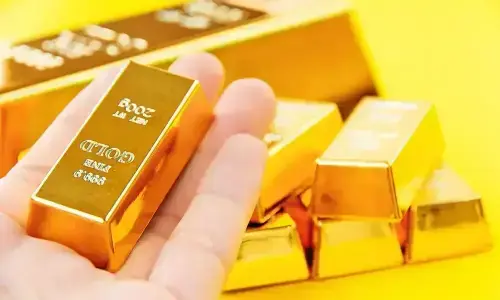 Gold price drops by Rs3,600 per tola in Pakistan
