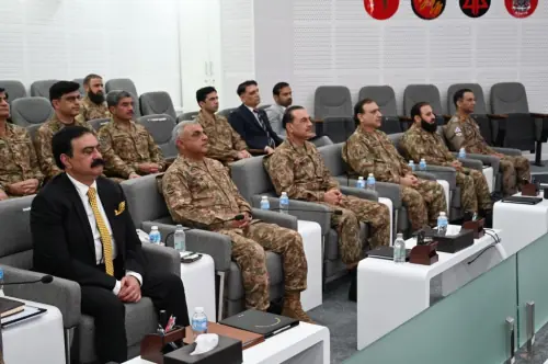 CDF Munir reaffirms focus on Balochistan&rsquo;s peace, prosperity
