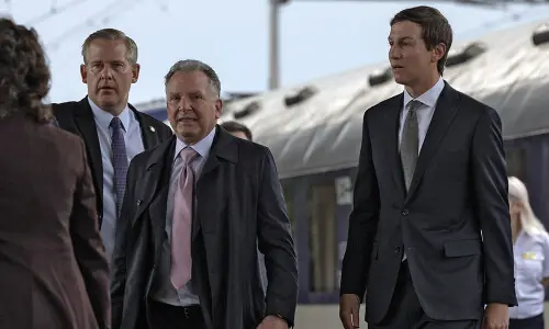 US envoys make first Kyiv visit amid Ukraine war peace push