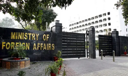 Pakistan condemns demolition of century-old mosque in India
