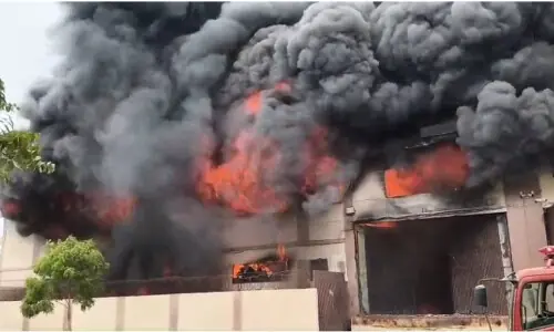 Third-degree fire breaks out at factory in Landhi Export Processing Zone