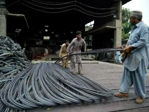 FBR expands list of iron/steel makers subject to Rs5/unit ST