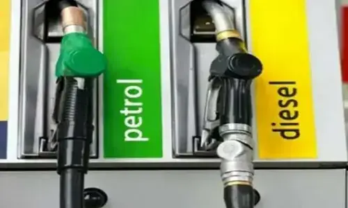 Petrol price up by Rs5.58, HSD&rsquo;s by Rs4.18