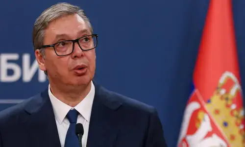 سربیا کے صدر ووچچ نے پارلیمنٹ تحلیل کردی، قبل از وقت انتخابات کا اعلان