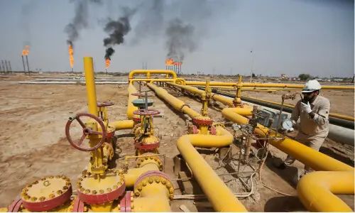 Iraq signs 25-year deal to develop Ajil oilfield Iraq signs 25-year deal to develop Ajil oilfield