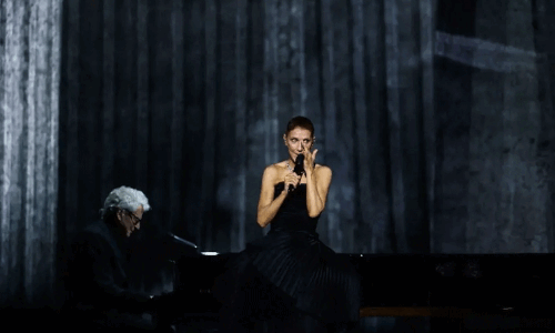 Paris cheers the power of Celine Dion