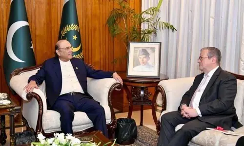 France Ambassador pays farewell calls on President