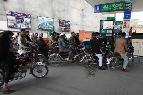 Pakistan secures Sept fuel, eyes US crude via VLCC as conflict threatens fuel supplies
