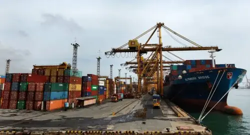 Maritime minister seeks measures to ease textile exporters&rsquo; port issues