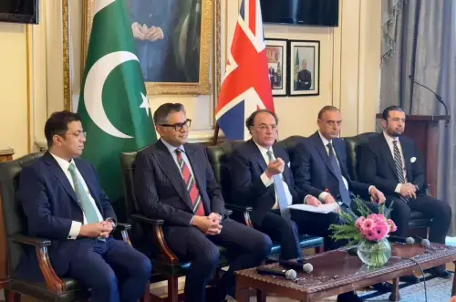 مالی استحکام کے مثبت نتائج سامنے آرہے ہیں، وزیرِ خزانہ