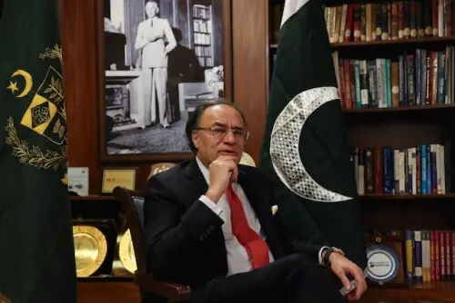 Pakistan eyes bigger China swap line, expects US financing decision soon