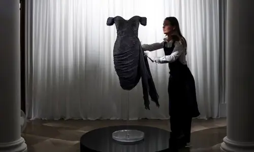 'Revenge dress' shows Princess Diana's lasting appeal amid royal family war of words