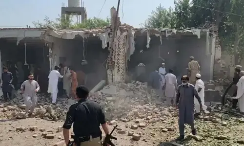 At least 17 including cops martyred in Kohat blast