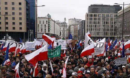 Moody's cuts Poland's ratings on deteriorating fiscal strength