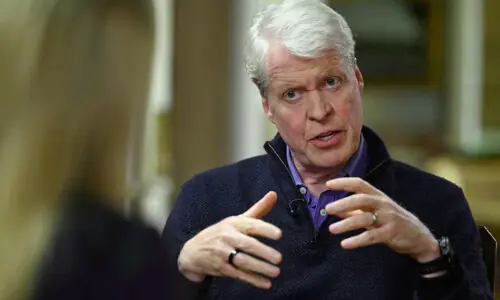 Princess Diana's brother, eyewitness to history, sparks royal ruckus