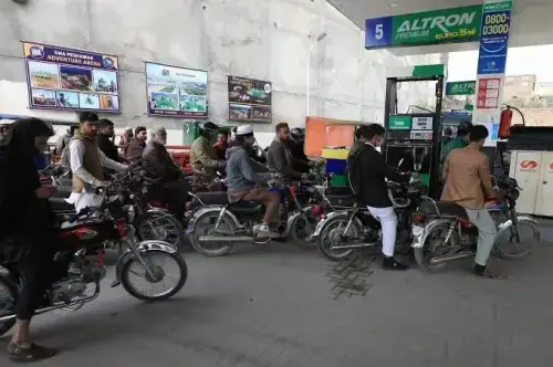 Petrol price cut by Rs1.70, HSD&rsquo;s by Rs3.12