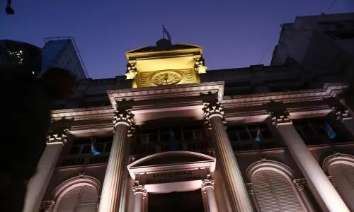 Argentina set for near-record farm dollar windfall as global supply shocks lift grain exports