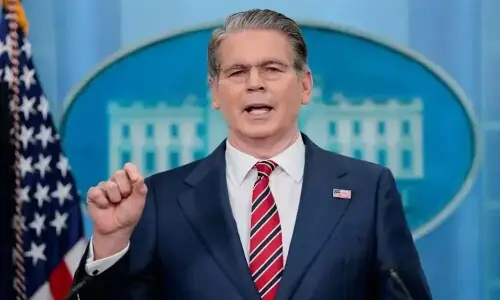 US claims successes in isolating Iran