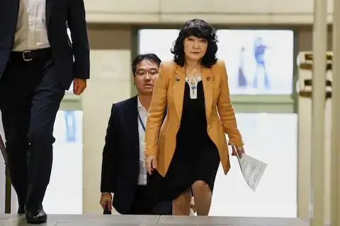 Japan finance minister tells Bessent PM Takaichi is not a reflationist