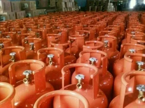 LPG price hiked by Rs20.68