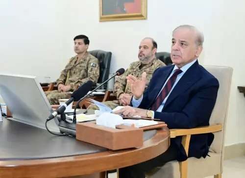 PM urges exporters to deliver, finmin presents reform agenda at PSX