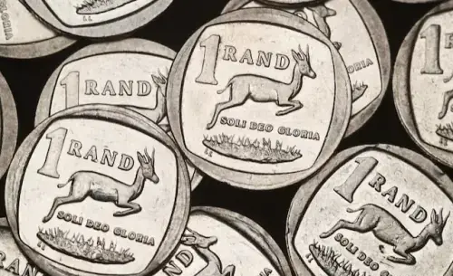 South African rand holds firm despite stronger dollar and weak metals South African rand holds firm despite stronger dollar and weak metals