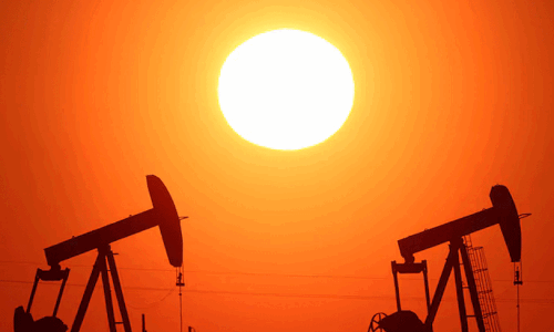 Oil falls as Trump comments on Iran talks ease supply concerns